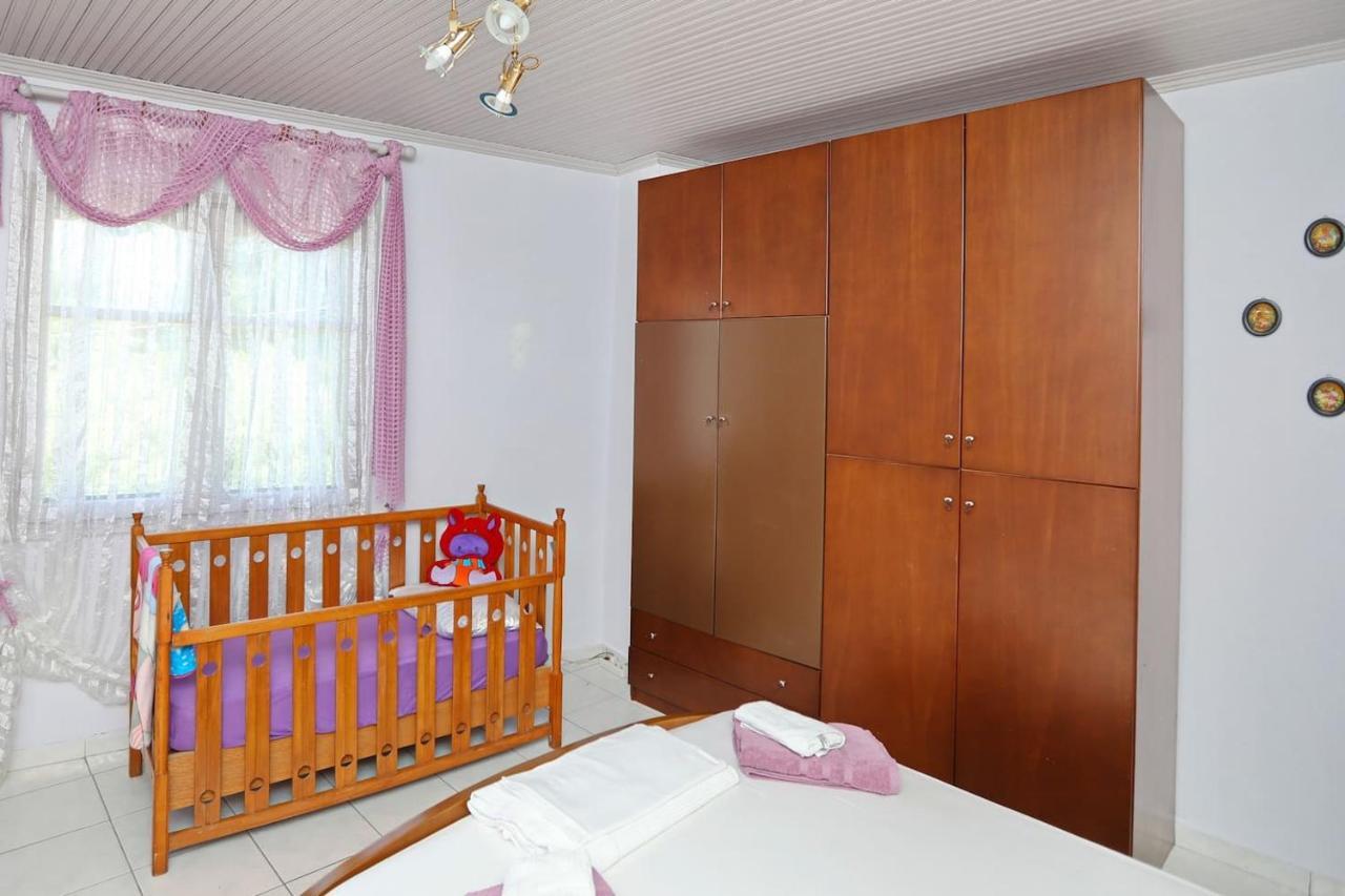 Appartamento Diana'S House Khrisokastron Esterno foto