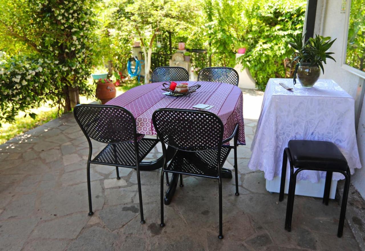Appartamento Diana'S House Khrisokastron Esterno foto